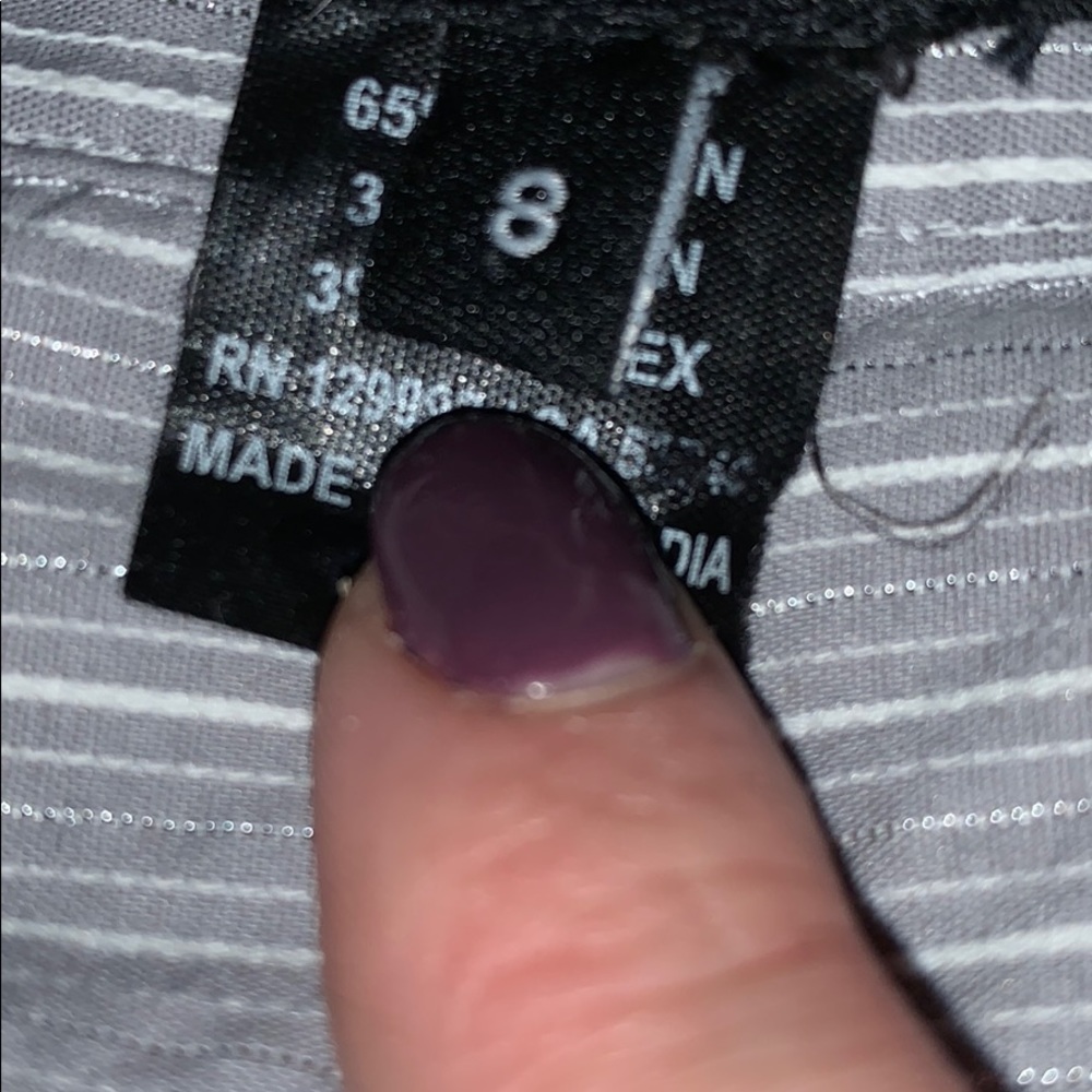 Button down shirt - Picture 3 of 3